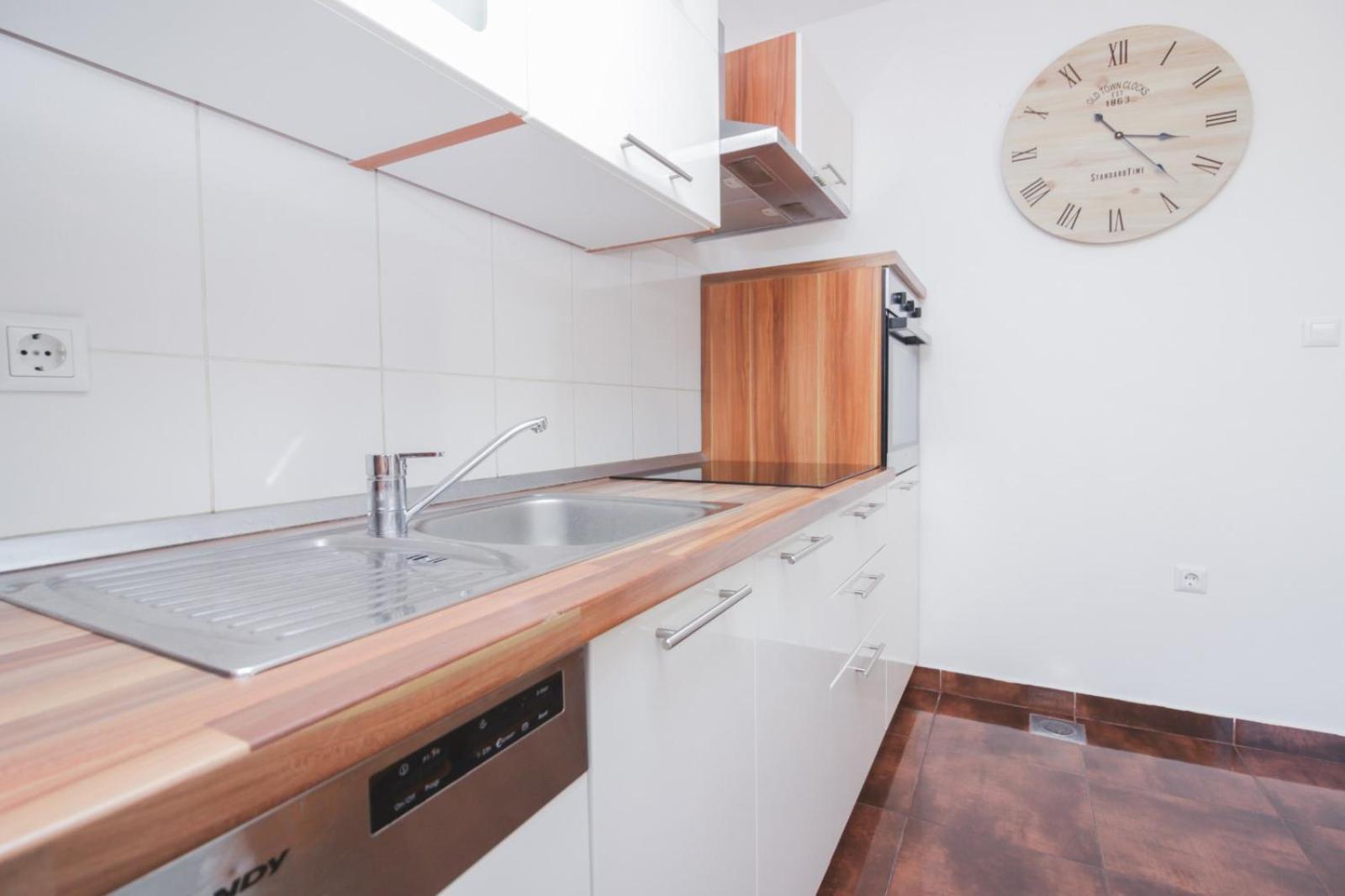 Apartman Lara Zára Kültér fotó